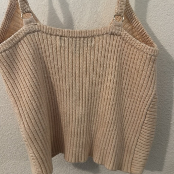 Lulu's sweater crop top size m - Picture 3 of 3